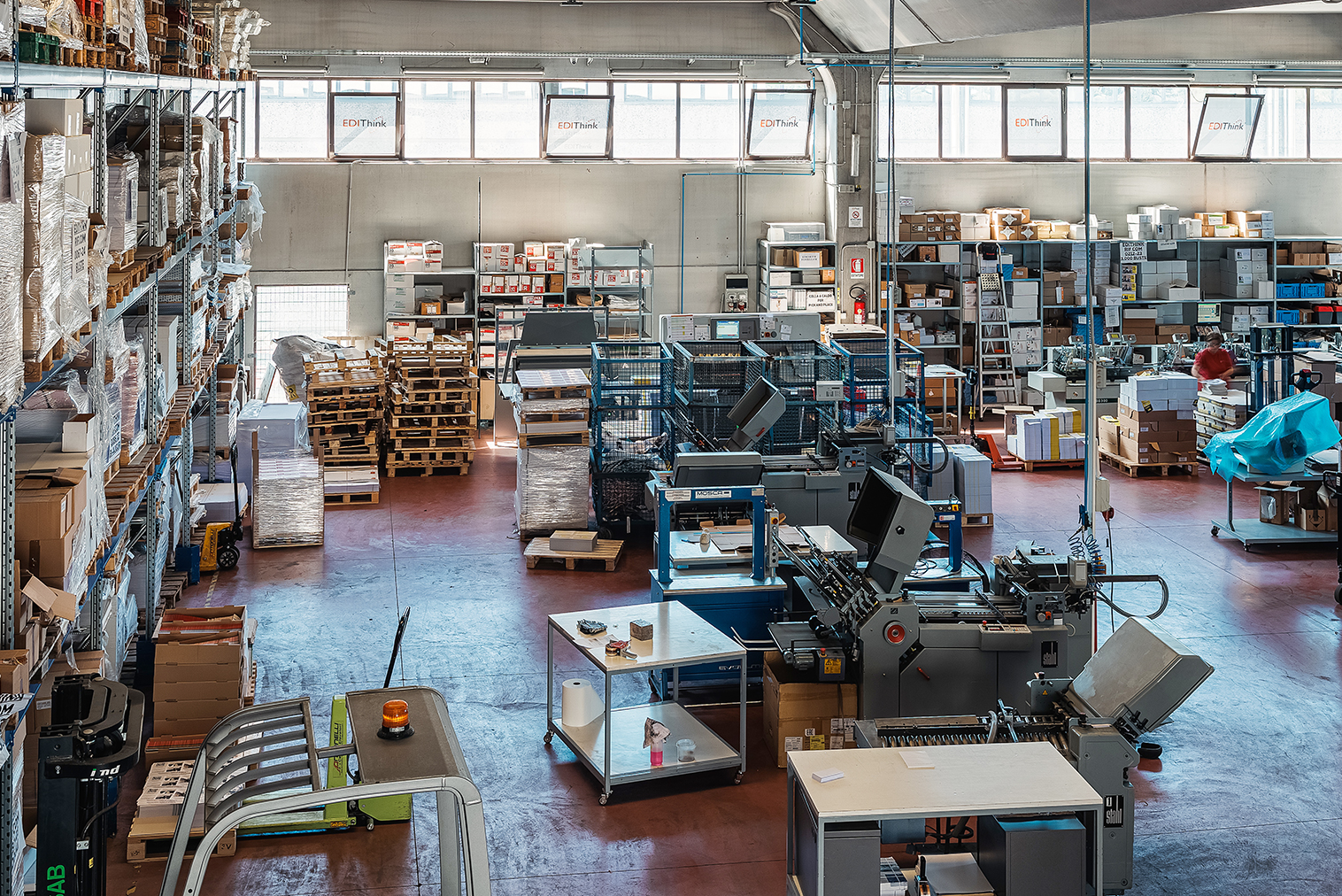 EDIThink srl allestimento e logistica